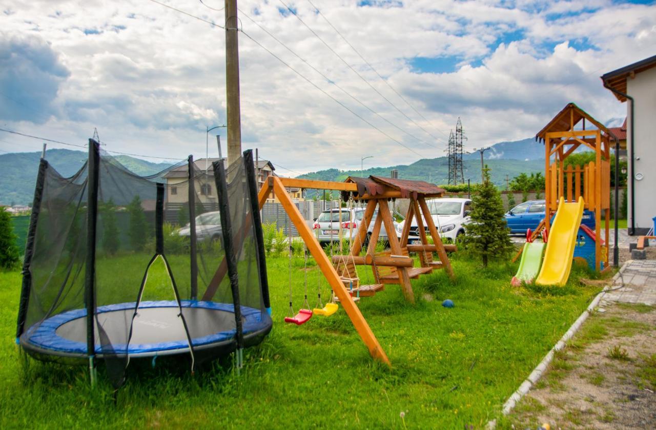 Casute Din Lemn Jiblea Veche Exterior foto