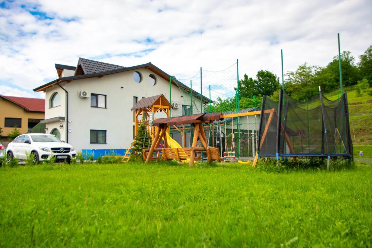 Casute Din Lemn Jiblea Veche Exterior foto